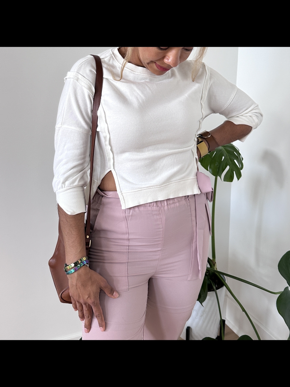 Women’s Cream Scoop Neck Crop Sweater